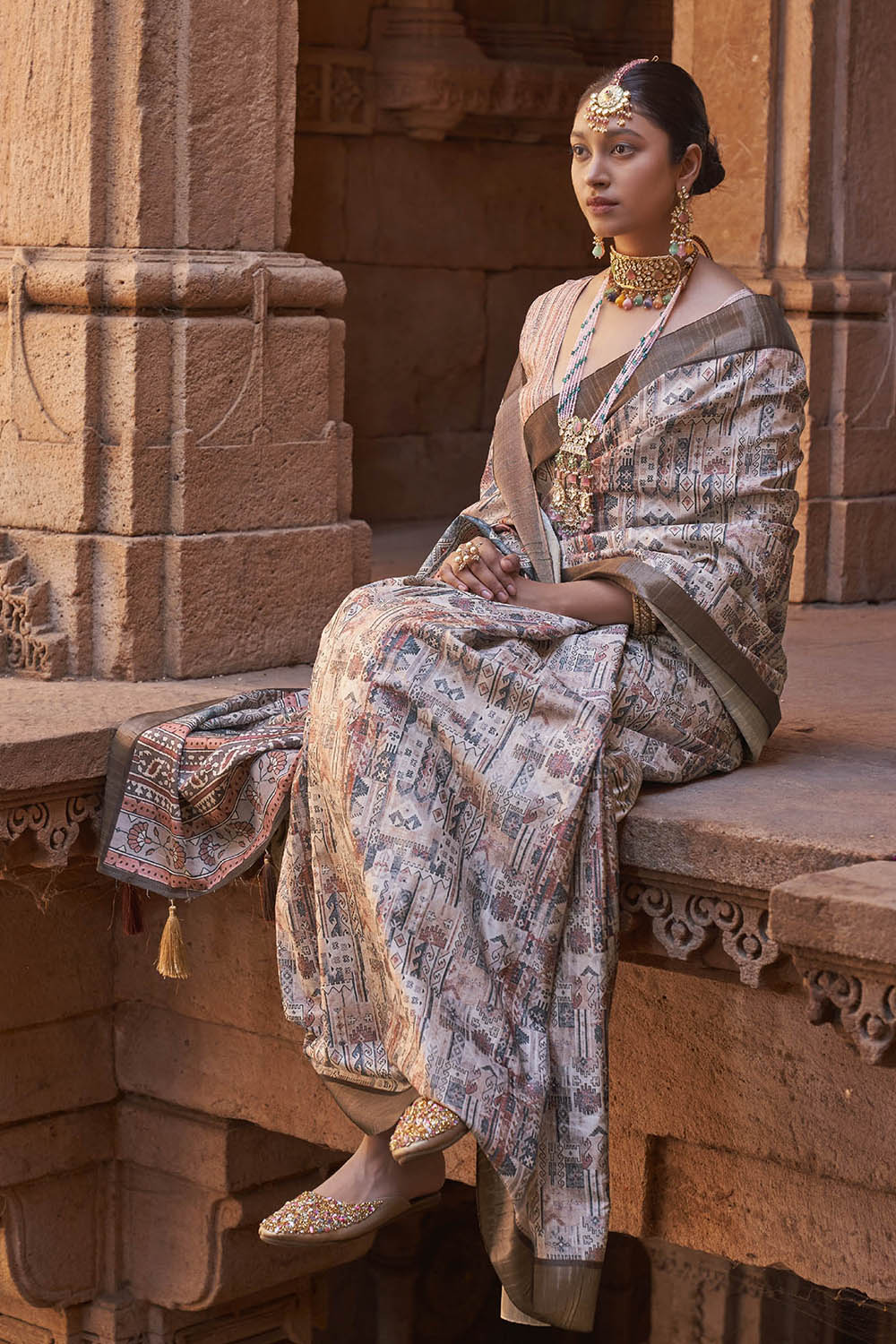 Off White  Soft Tussar Silk Floral Kalamkari Saree