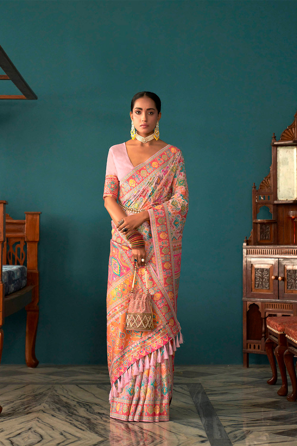 Light Pink Woven Designer Kashmiri Kani Silk Saree with Intricate Floral Weaving Design