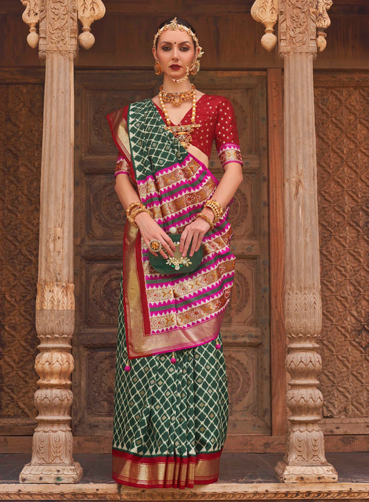 Dark Green Checkered Soft Floral Printed Saree with Ekat Border and Pallu