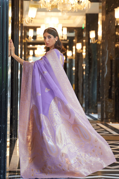 Lavender Purple Zari Woven Floral Pallu Linen Saree.