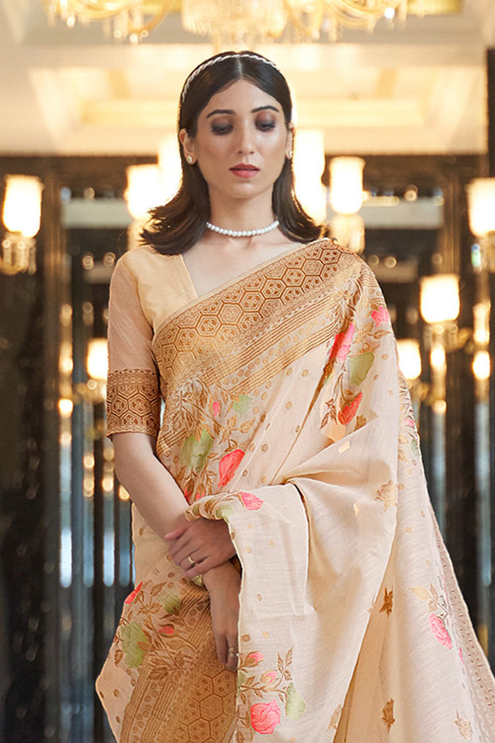 Royal Beige  Zari Woven Floral Pallu Linen Saree.