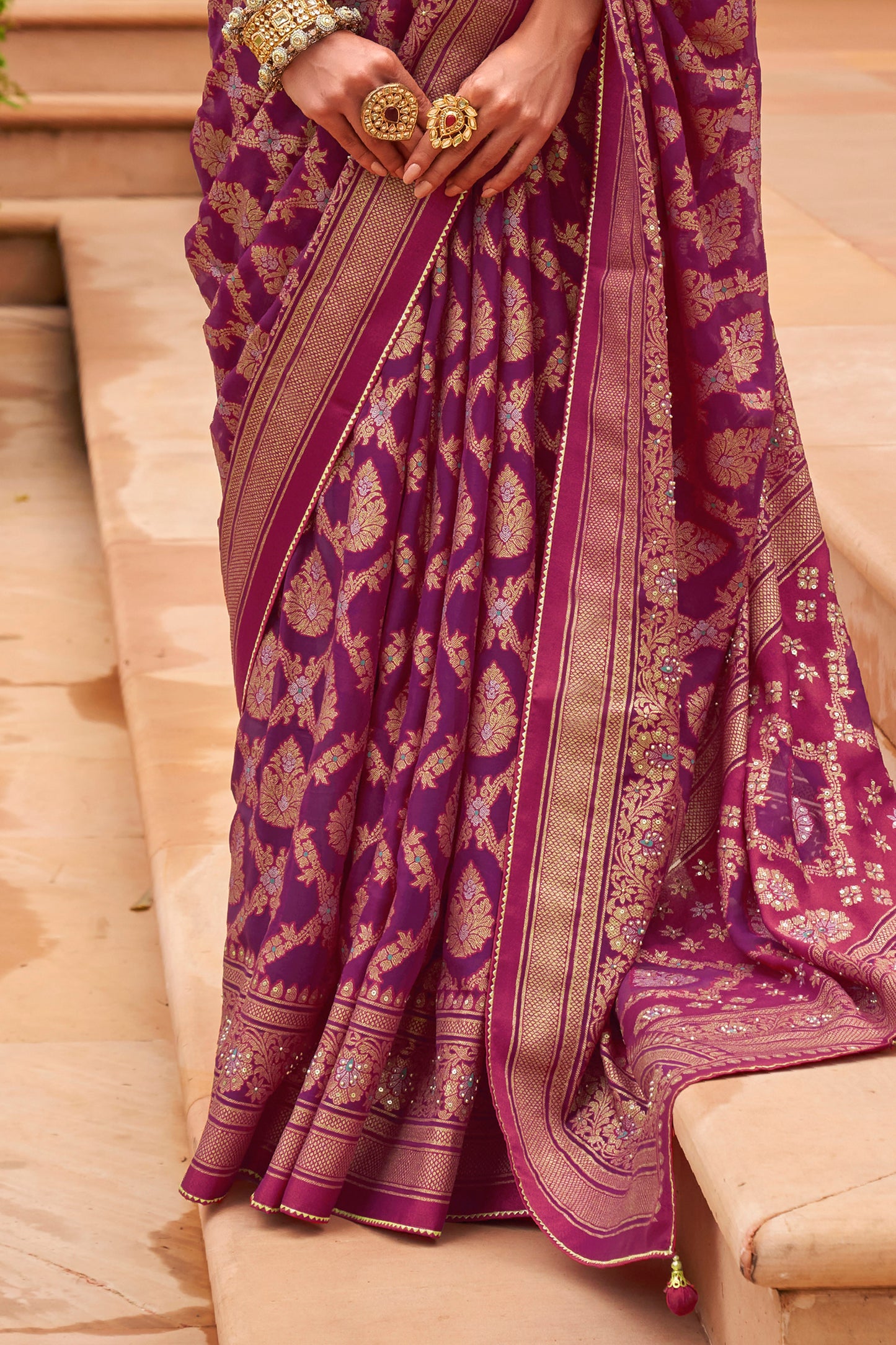 Dark Magenta Floral Broad Design Border Soft Silk Saree