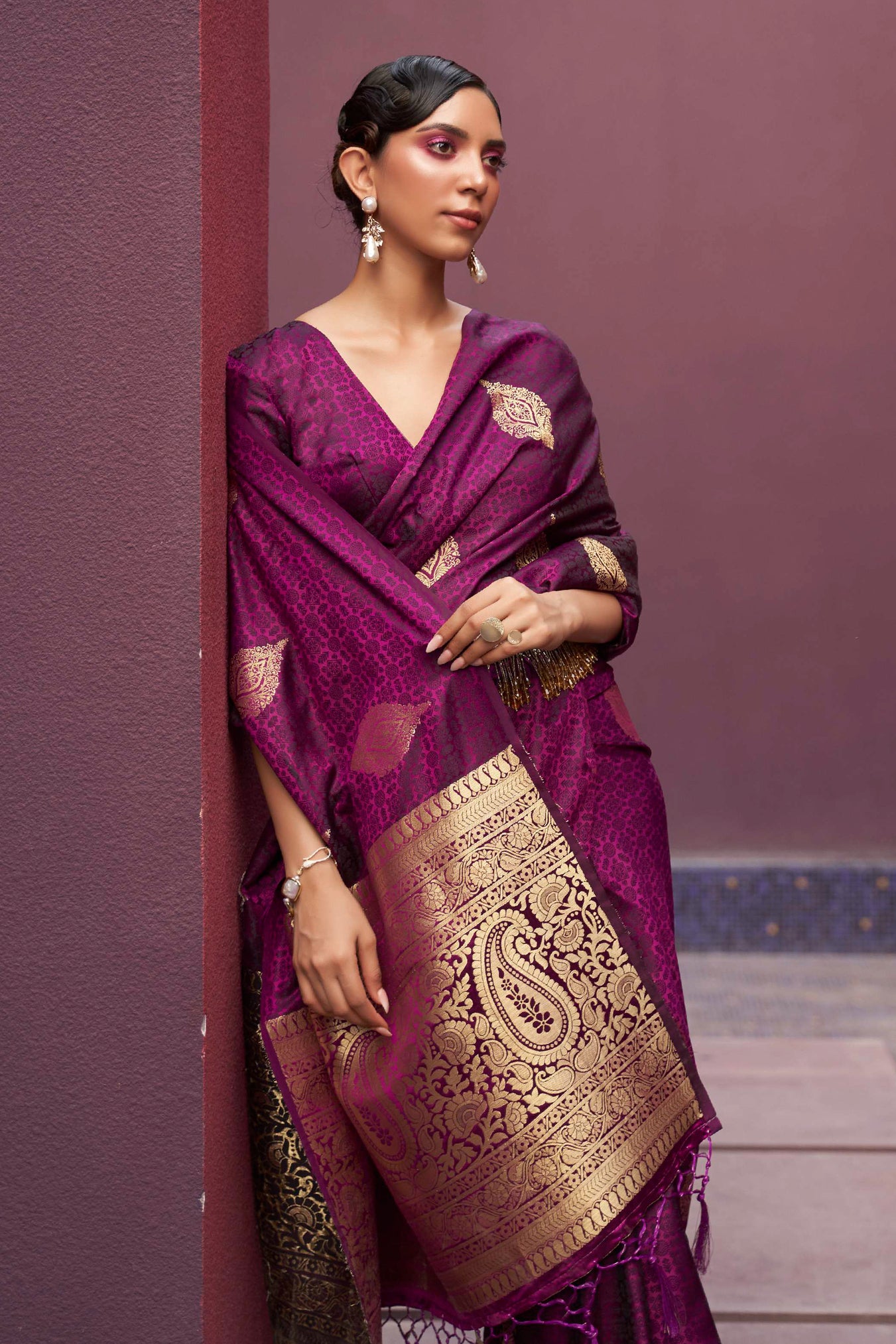Wine Purple Kanjivaram Style Woven Silk Saree
